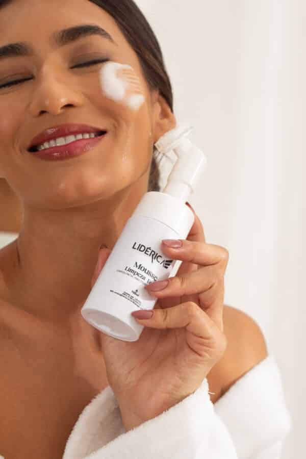 Mousse De Limpeza Facial Lidérica 35+ - Imagem 4